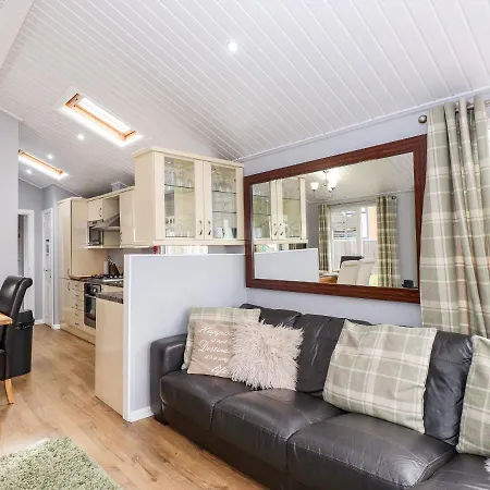 Woodside * Windermere